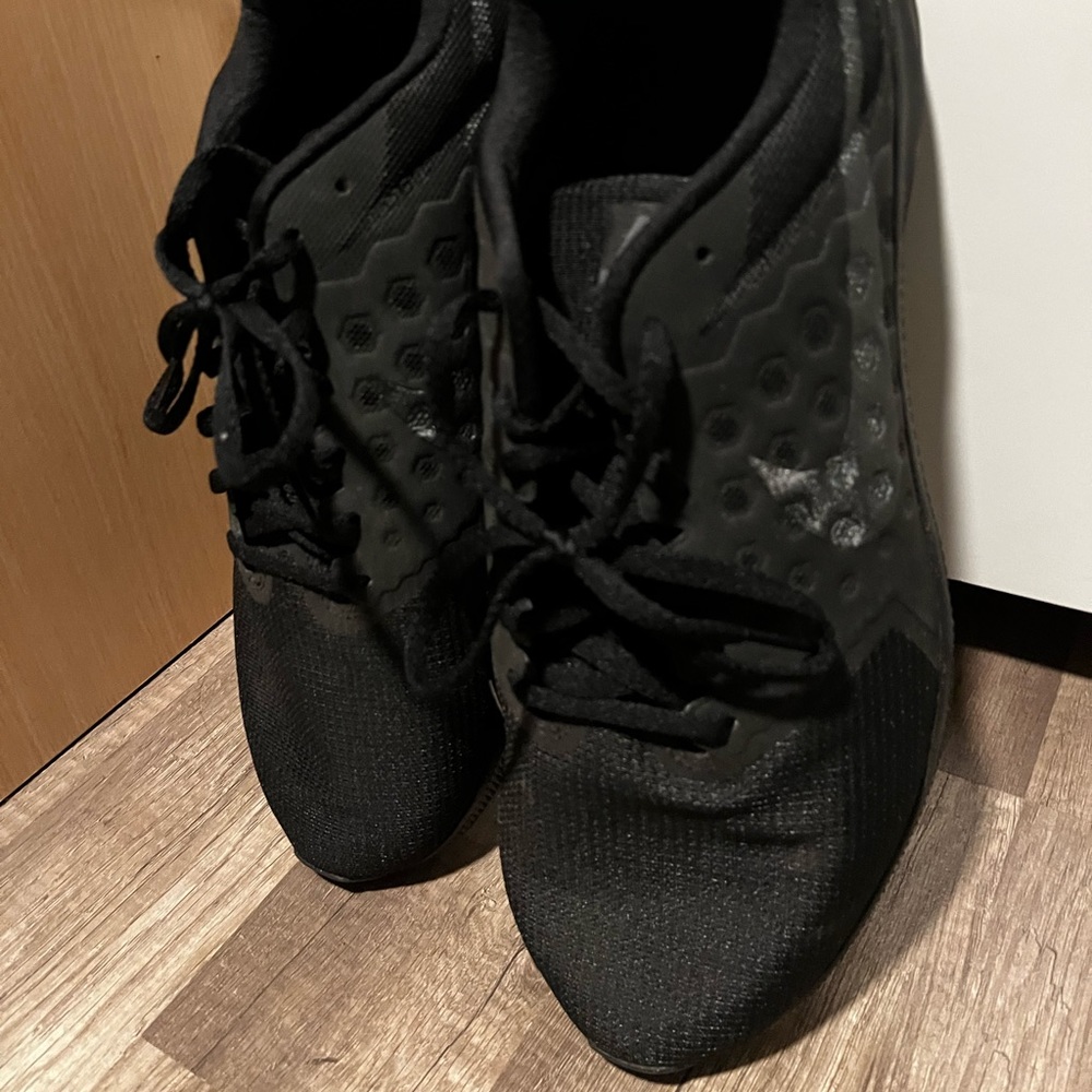 Men’s Nike Shoes, size 13 (new)